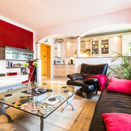 Ferienwohnung Koeln Messenaehe Room photo