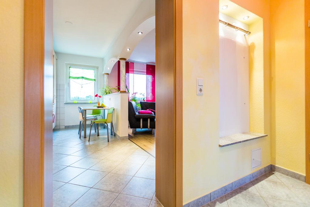 Ferienwohnung Koeln Messenaehe Room photo