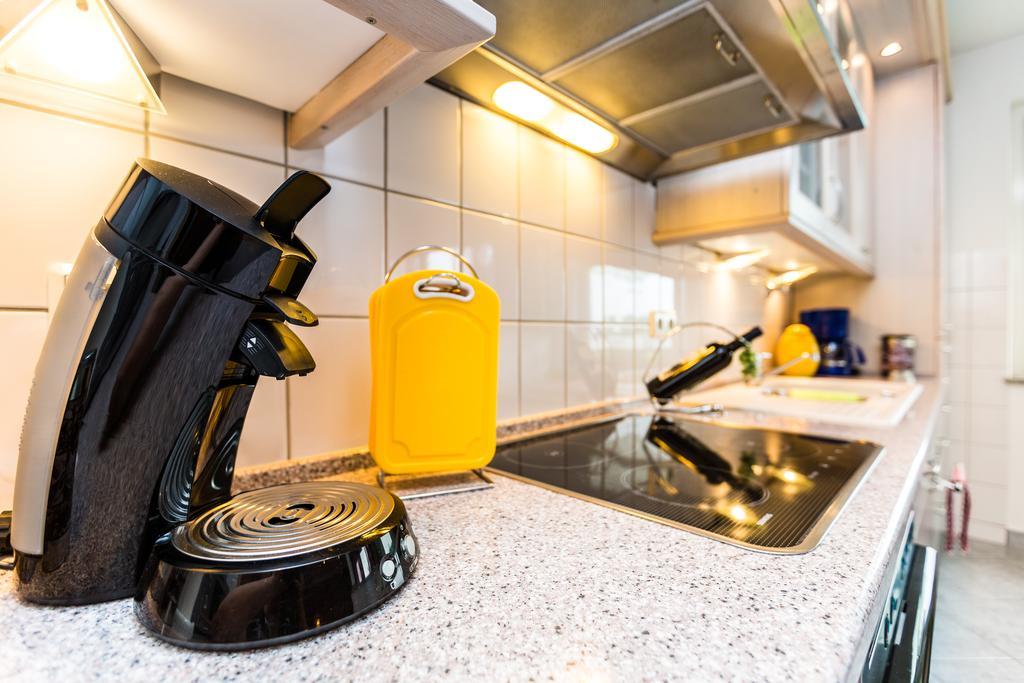 Ferienwohnung Koeln Messenaehe Room photo