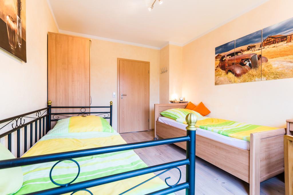 Ferienwohnung Koeln Messenaehe Room photo